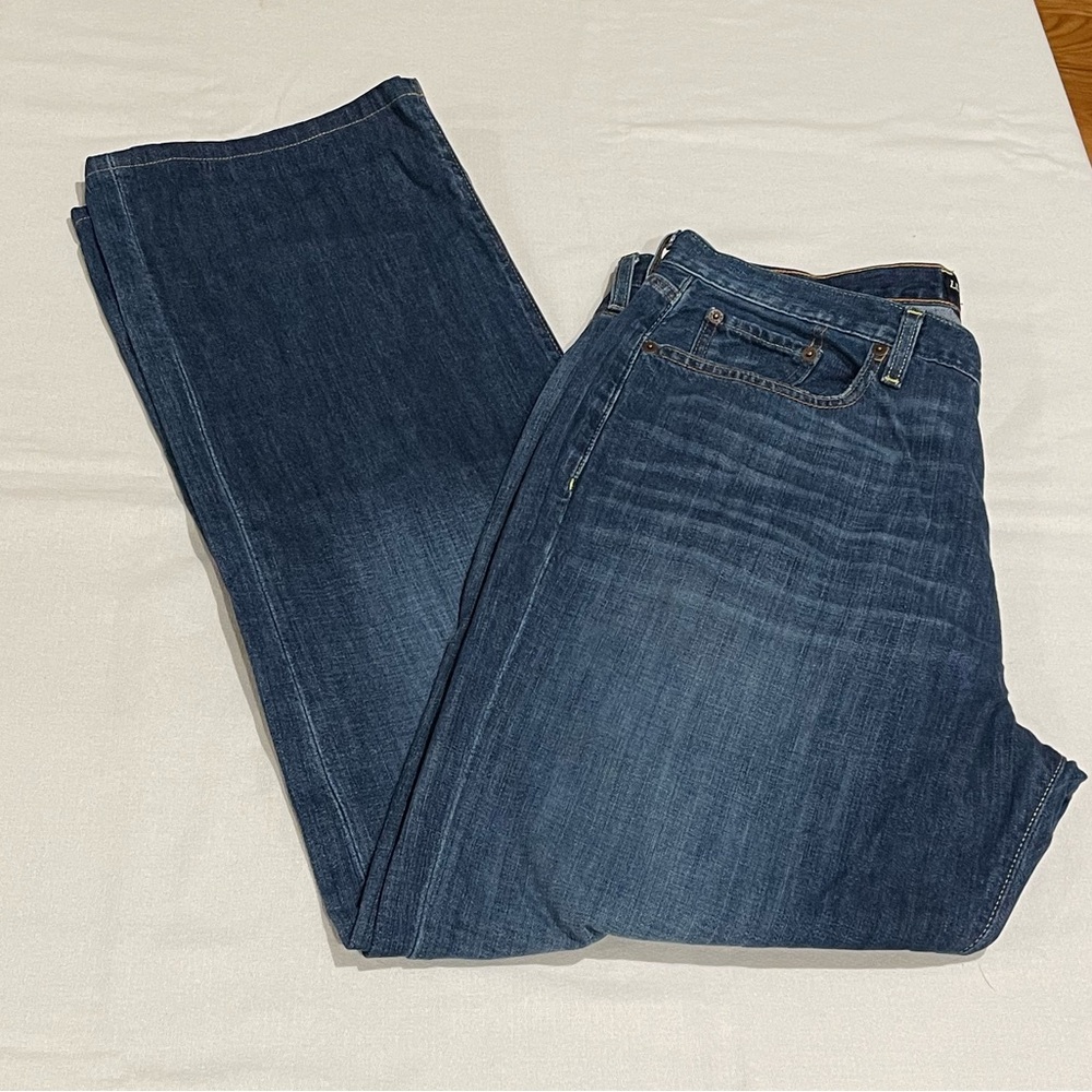36x32 1/2, Vintage Lucky Brand 181 Relaxed Straight jeans